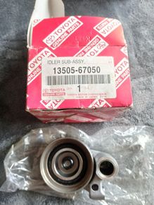 Genuine Toyota Hilux ,land Cruiser, 13505-67050 (idler Sub-assy, Timing Belt, No.1)