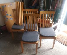 4 chairs and table