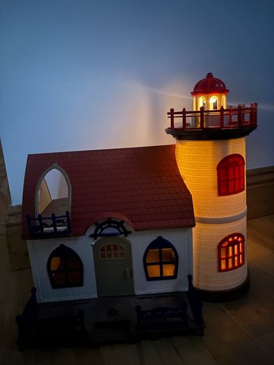 Sylvanian Family Lightouse & furniture