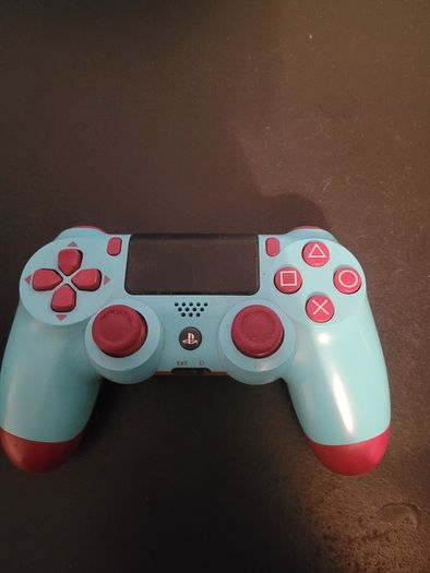 Berry Blue PS4 controller