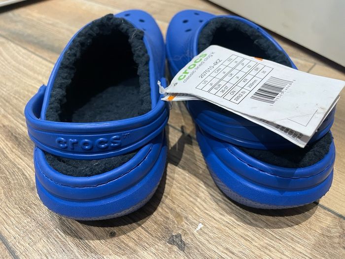 Crocs lined clogs blue size J UK 4 EU 36-37 brand new