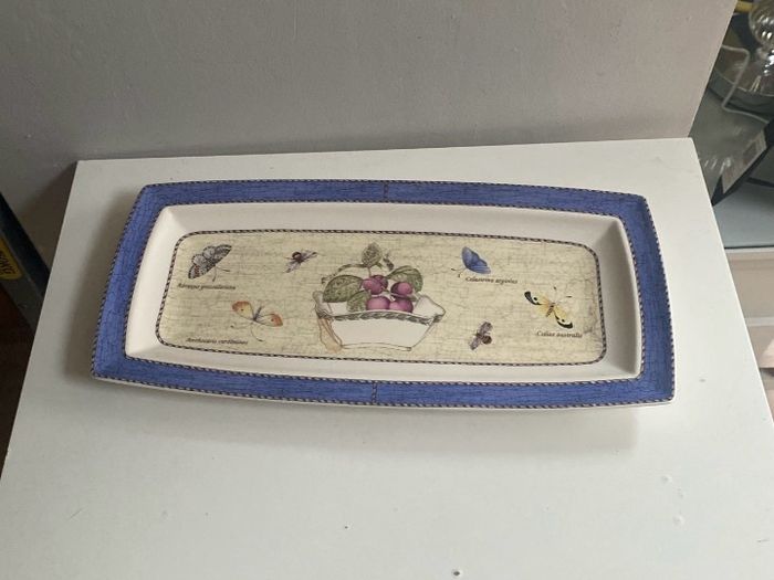 Sarah's garden pretty sandwich tray from Wedgwood