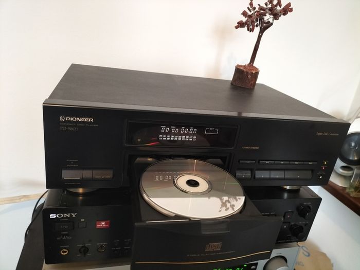 Pioneer CD Player Vintage