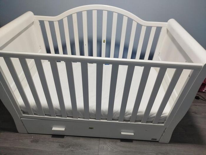 Sleigh Cot Bed