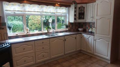 Kitchen Units and Appliances For Sale