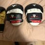 Adidas boxing gloves size 10oz plus Rdx training pads barely used 60 euro Image 4
