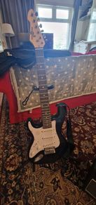 Electric guitar - left handed