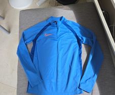 Nike blue 1/4 zip age 12-13
