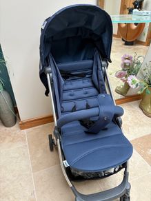 Hauck Buggy / Stroller , Navy Blue , Mint Condition (Barely Used)