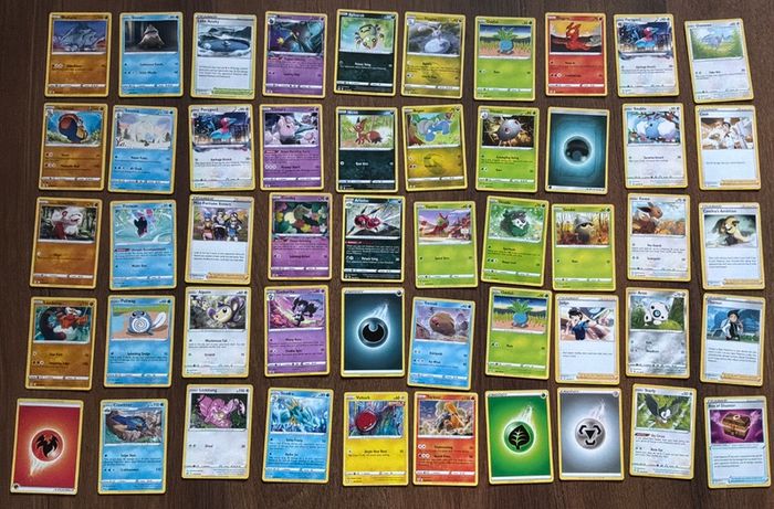 50 Pokemon Cards