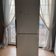 Beko Fridge (broken)