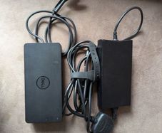 DELL D6000 with 130W charger
