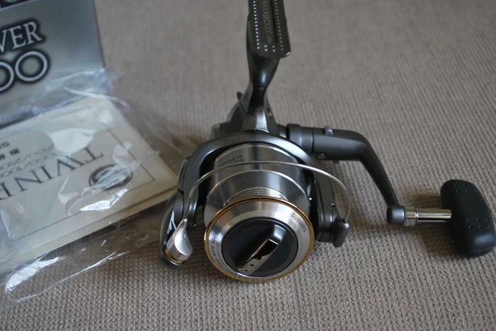 Shimano Twin Power C3000