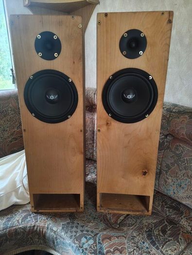 Hi-Fi Speakers