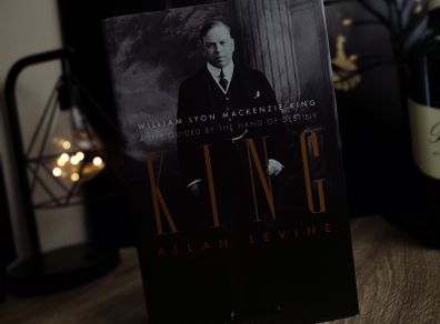 King: William Lyon MacKenzie King: A Life Guided by the Hand of Destiny ! RRP 30 Pounds ! Hardcover ! 2012 ! by Biteback Publishing !