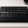 AKAI mpk mini professional keyboard Image 2