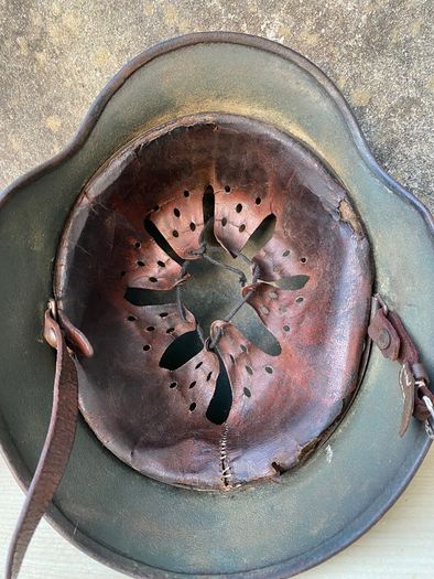 Original German WW2 Reissue M40 Stahlhelm. Militaria