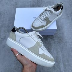 White Arne Court Trainer