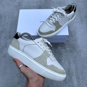 White Arne Court Trainer