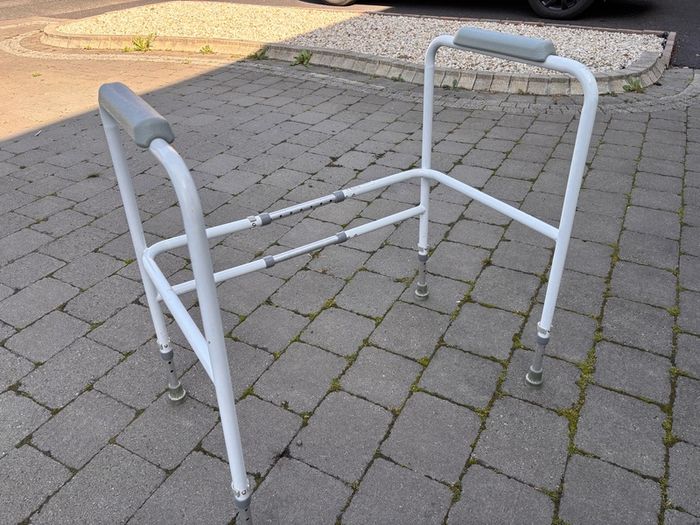 Toilet Frame Support
