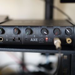 IK Multimedia AXE I/O Solo