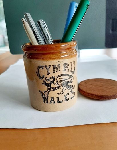 'Cymru Wales' jar