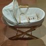 Moses basket Image 2