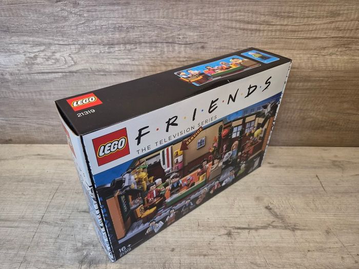 Lego 21319 Friends Apartment