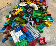 Big box of duplo 8kg