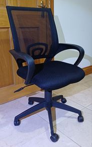 Black Office Swivel Chairs
