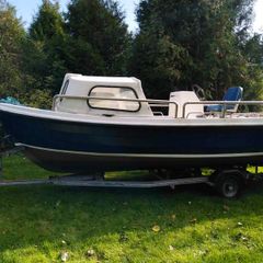 19 foot Boat