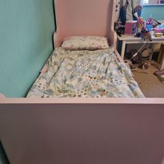 IKEA Children's Extendable bed (pink)