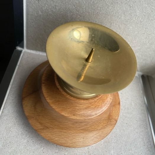 Candle holder