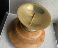 Candle holder