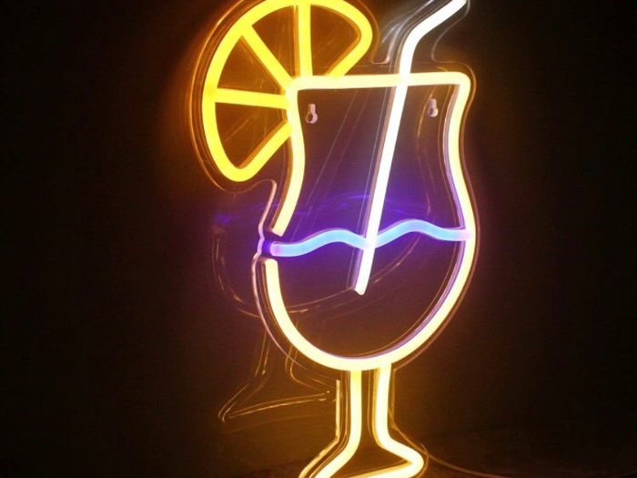 Cocktails Neon Sign for Wall Decor Goblet LED (15.7 inch x 10 inch)