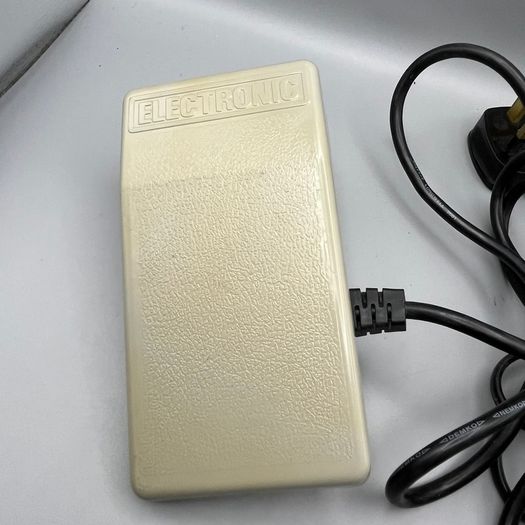 Original Toyota Sewing Machine Electronic Foot Pedal & Lead - YC-483 - Tested