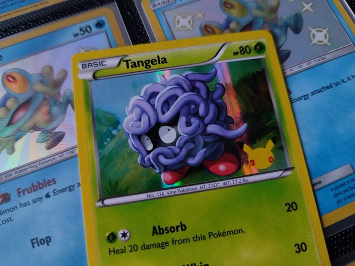 Tangela ! Holo Rare ! from Generations Set ! 20 years Anniversary Stamp ! 2016 ! Pokemon Card !