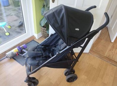Joie stroller - excellent condition