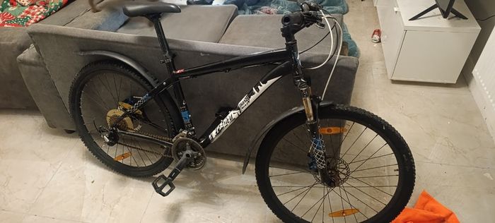 Men's mountain bike