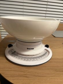Salter Weighing Scales