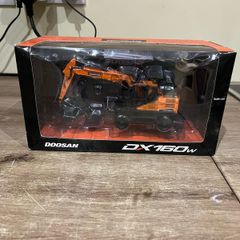 Model Doosan Excavator 1:50