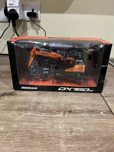 Model Doosan Excavator 1:50