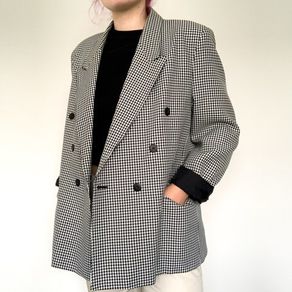 Monochrome houndstooth blazer