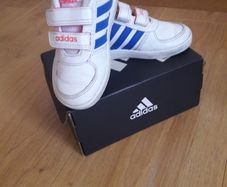 Adidas boys trainers 7.5 eu25