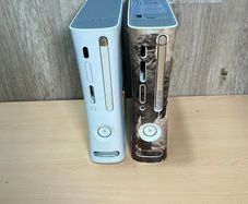 2 x Xbox 360 Consoles White - Faulty - Red Ring - Spares