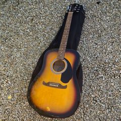 Guitar acoustic Fender