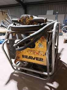 Jcb hydraulic power pack kangoo and saw