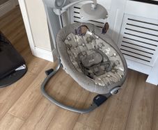 Rocker & Swing Bouncer Child Chair - Joie