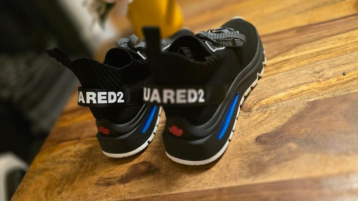 DSQ2 sneakers