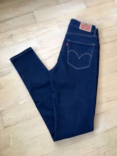 Levi's 721 high rise skinny jeans